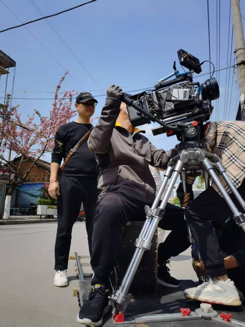 隆安县广告片拍摄：快消品牌爆款之选，网感内容适配社媒传播！